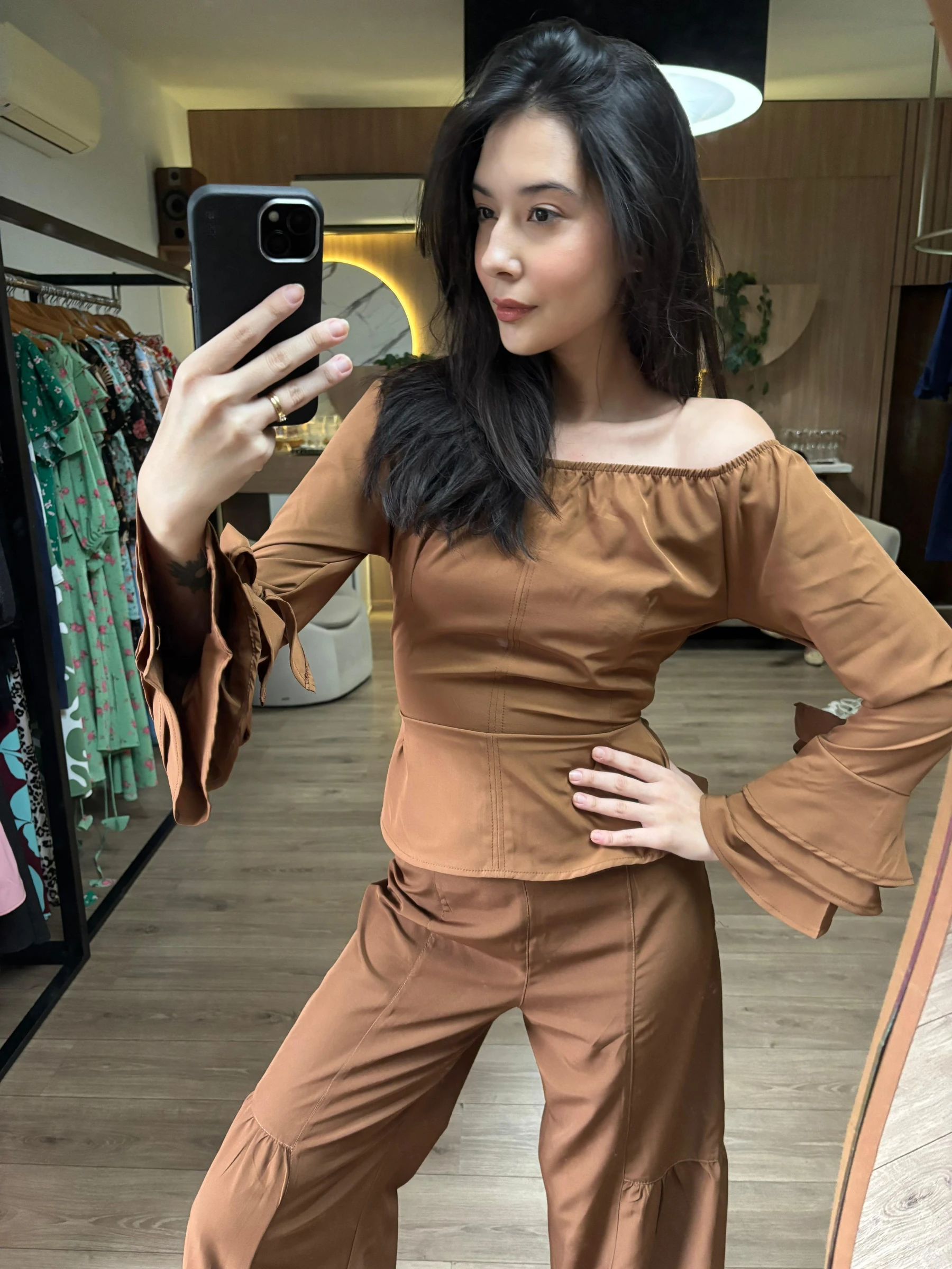 Blusa Ombro a Ombro Amarração